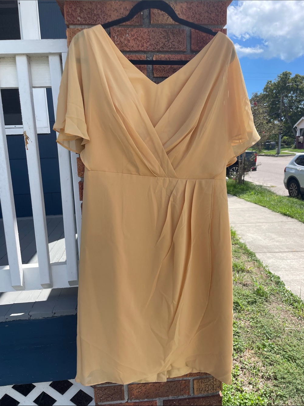 JJ’s House Gold Chiffon Cape Dress NWT Size 12 Bridesmaid Wedding Guest